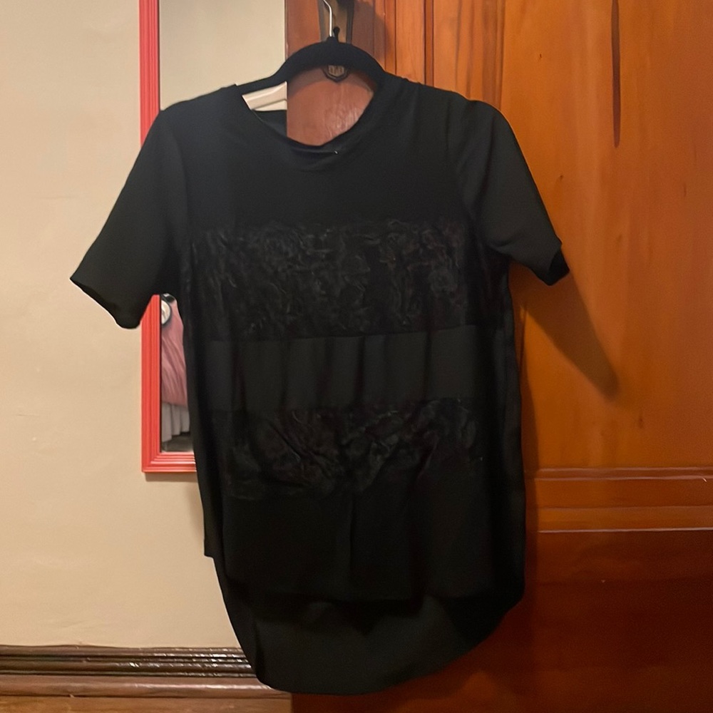 Apt 9 black top